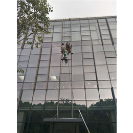 高空幕墻維修 隱于云端的守護者——記南京云嘉幕墻工程的專業力量